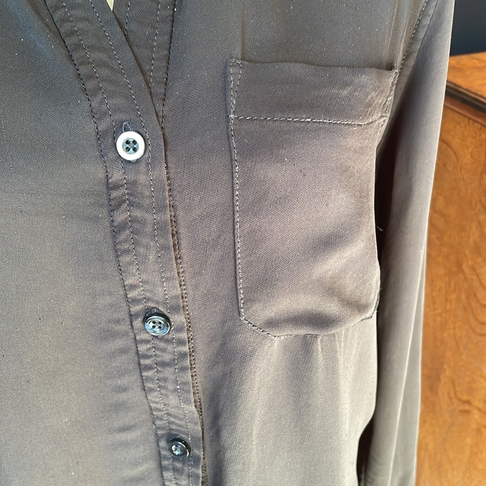 L’Acadamie Silky Black Collared Button Down Shirt Long‎ Sleeved Size Small - Picture 5 of 12